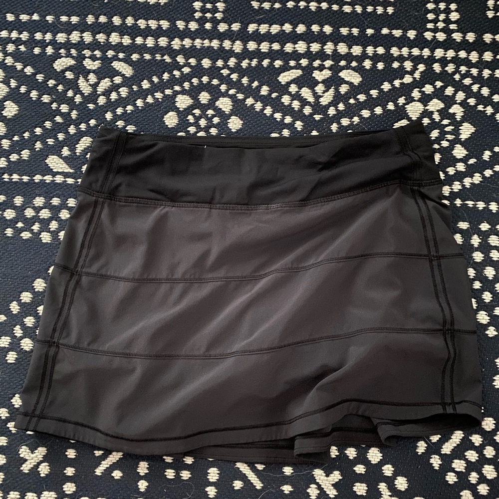 Lululemon skirt!!